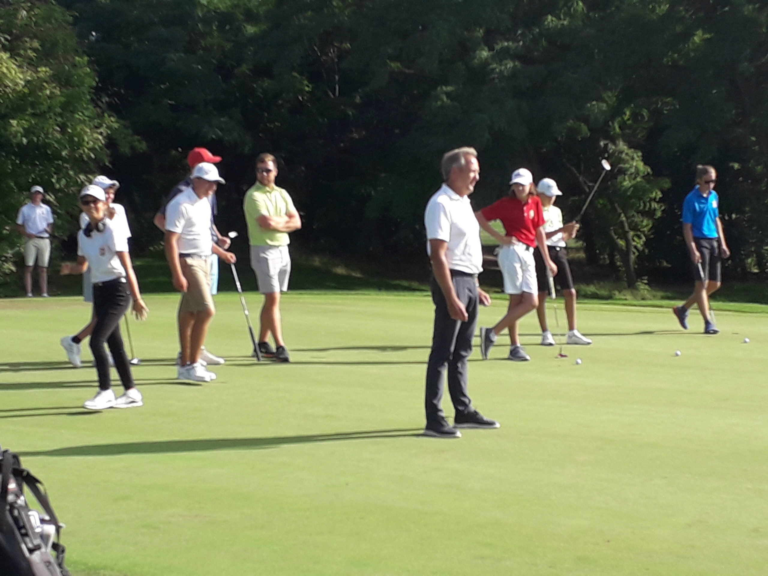 Jonathan Mannie Csapat ba Ker lni Magyar Golf Sz vets g